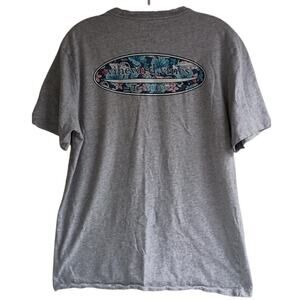 Vineyard Vines Gray Pocket T Shirt Floral Design Medium